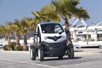 Renault Twizy: Elektro-Quad für die Stadt ab 6.990 Euro + 50 bis 72 Euro Monatsmiete für den Akku