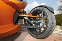 Frank Wunderle: 17-Zöller mit 195/40er Niederquerschnitt-Reifen für Can-Am Spyder Roadster