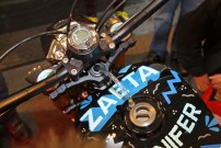 Kleinstserien-Motorrad Zaeta mit Acewell Tachometer und Drehzahlmesser